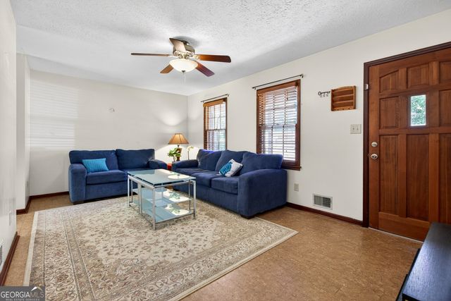 205 Dunwoody Circle, Griffin, GA 30223