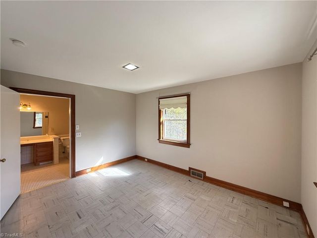 3241 Harper Road, Clemmons, NC 27012