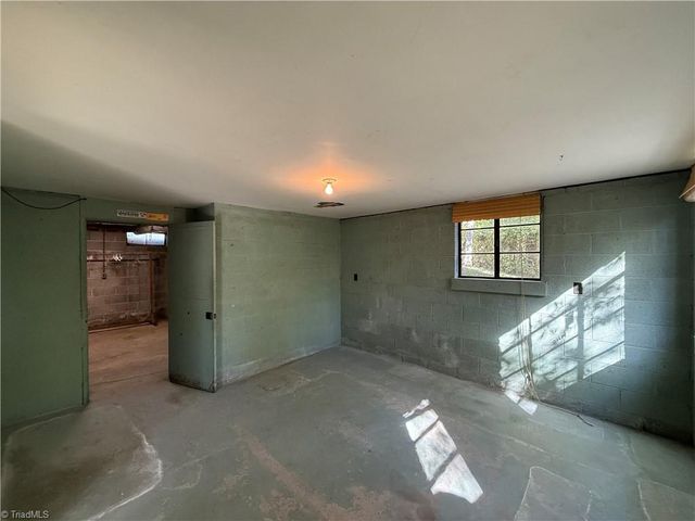 3241 Harper Road, Clemmons, NC 27012