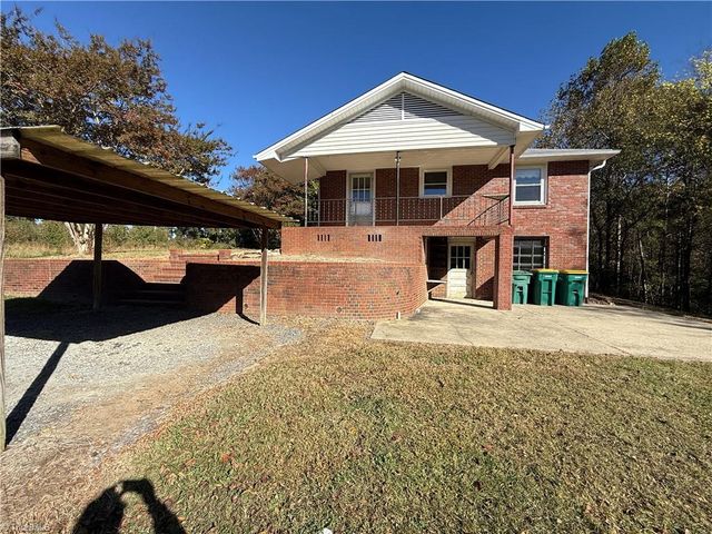 3241 Harper Road, Clemmons, NC 27012