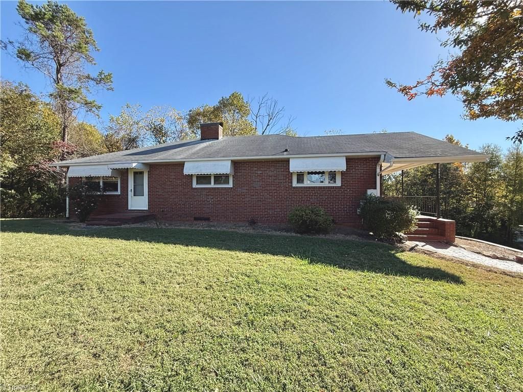 3241 Harper Road, Clemmons, NC 27012