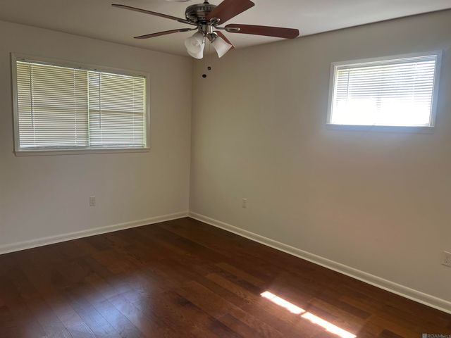 8082 Sholar Dr, Baton Rouge, LA 70809