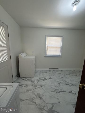 1316 STAFFORD AVE, Fredericksburg, VA 22401