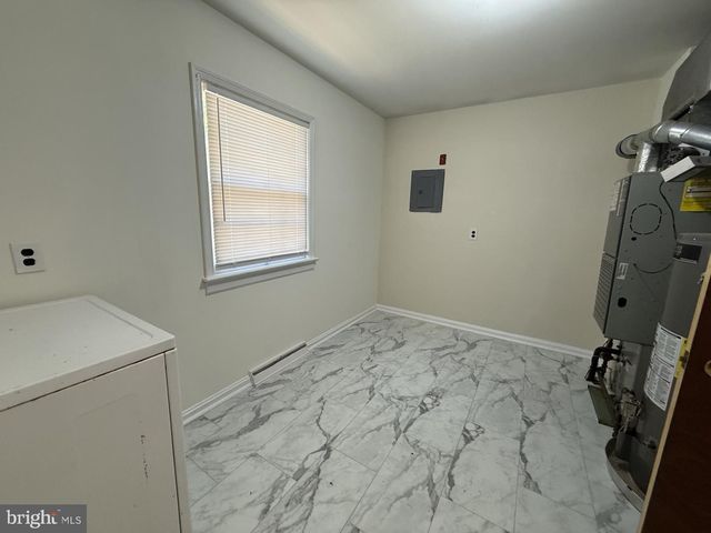1316 STAFFORD AVE, Fredericksburg, VA 22401