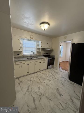 1316 STAFFORD AVE, Fredericksburg, VA 22401