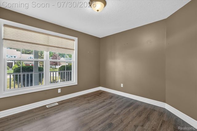 9161 Pine Walk Pass, Argentine Township, MI 48451