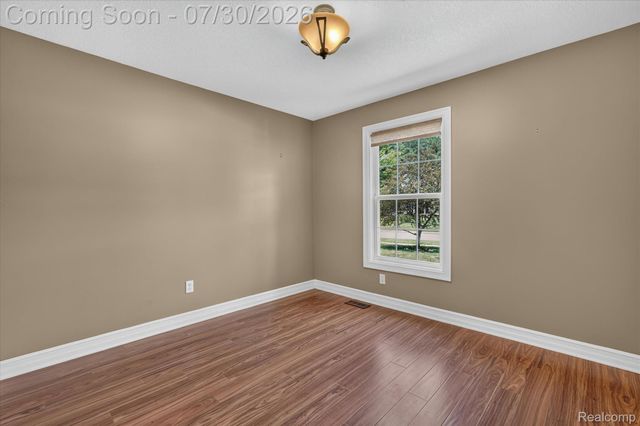 9161 Pine Walk Pass, Argentine Township, MI 48451