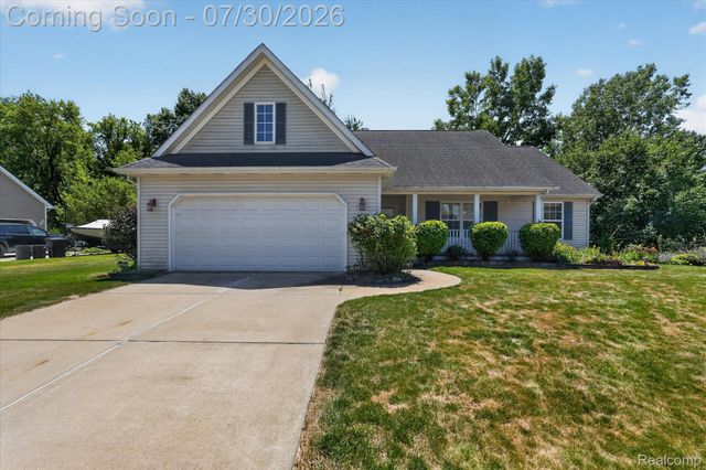 9161 Pine Walk Pass, Argentine Township, MI 48451