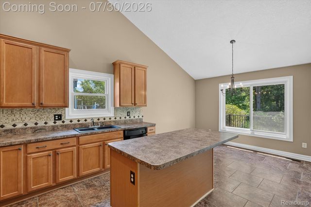 9161 Pine Walk Pass, Argentine Township, MI 48451