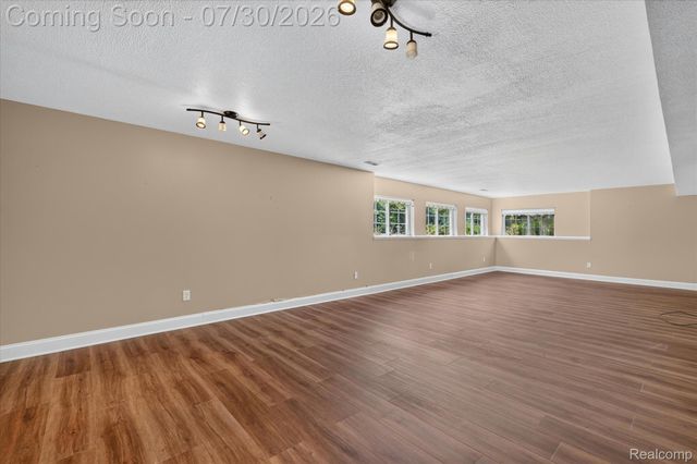 9161 Pine Walk Pass, Argentine Township, MI 48451