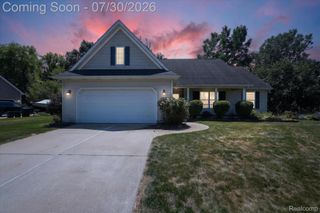 9161 Pine Walk Pass, Argentine Township, MI 48451