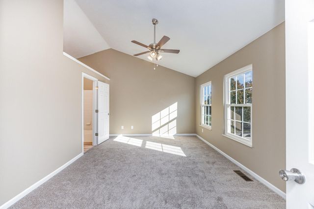 2484 Venetian Way, Burlington, KY 41005