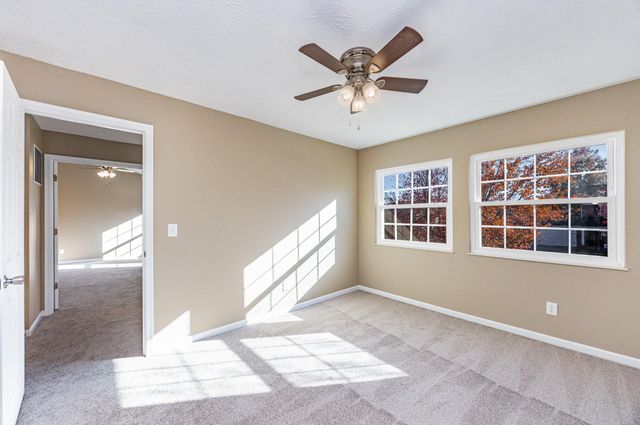 2484 Venetian Way, Burlington, KY 41005