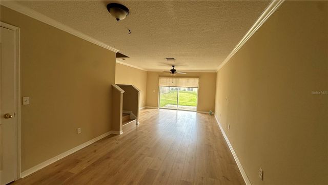 6918 HAWTHORNE TRACE LANE, Riverview, FL 33578