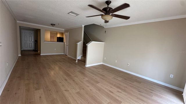 6918 HAWTHORNE TRACE LANE, Riverview, FL 33578