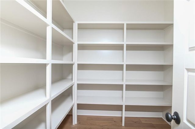 24621 W 60th Terrace, Shawnee, KS 66226