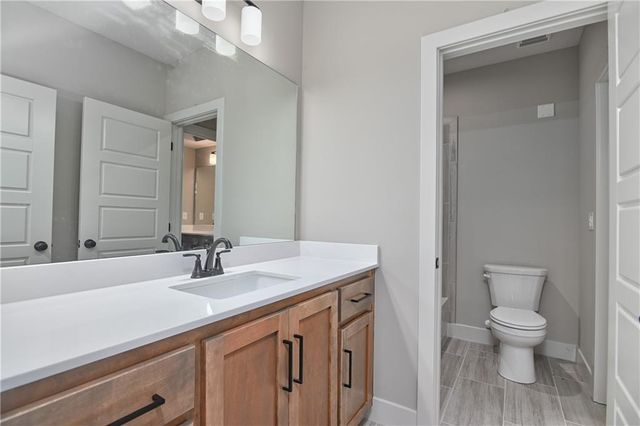 24621 W 60th Terrace, Shawnee, KS 66226