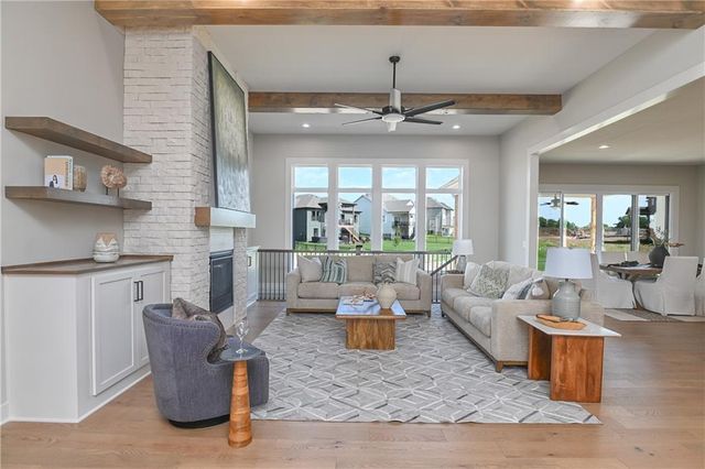 24621 W 60th Terrace, Shawnee, KS 66226