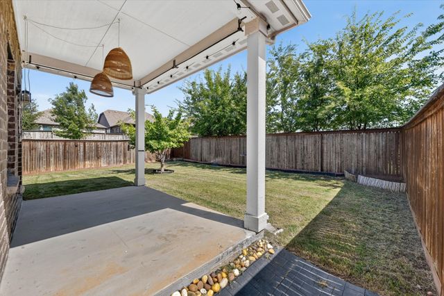 3348 Duncan Way, Corinth, TX 76210