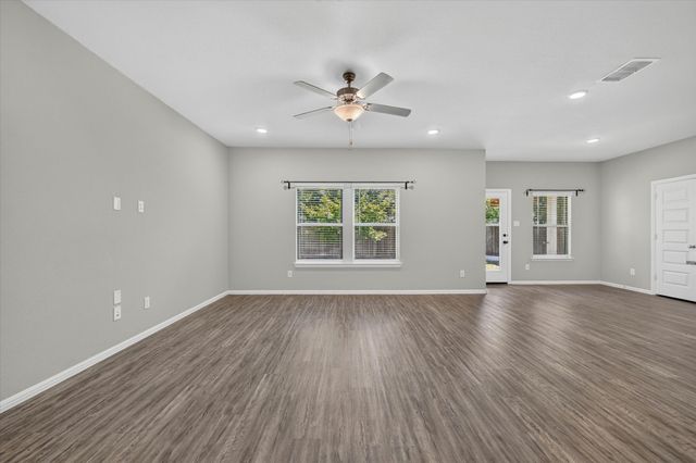 3348 Duncan Way, Corinth, TX 76210