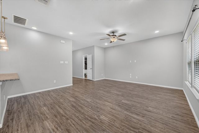 3348 Duncan Way, Corinth, TX 76210