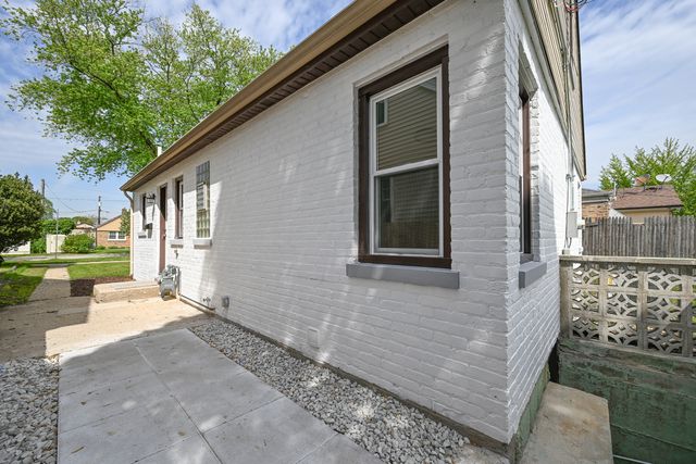 3211 GEORGE Street, Franklin Park, IL 60131