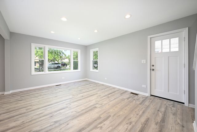 3211 GEORGE Street, Franklin Park, IL 60131