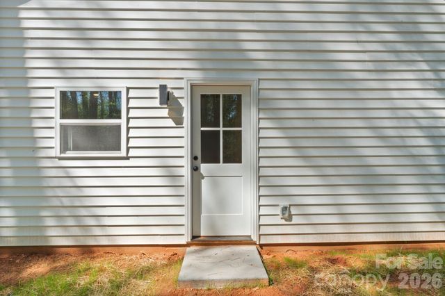 1300 Rainbow Drive, Shelby, NC 28152