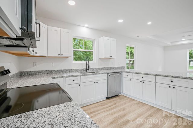 1300 Rainbow Drive, Shelby, NC 28152