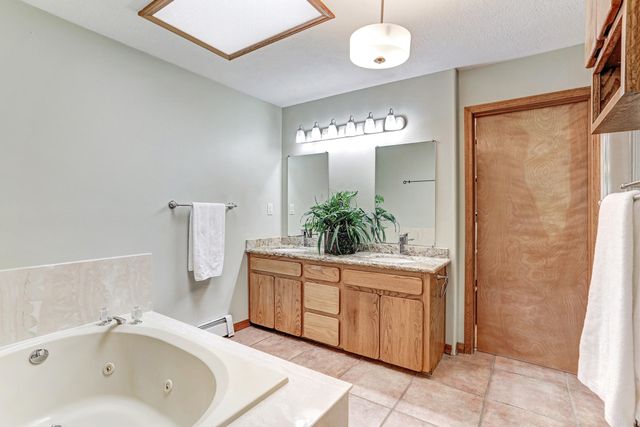 2712 Eastridge Drive NE, Albuquerque, NM 87112