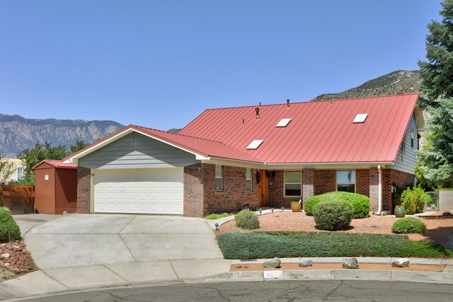 2712 Eastridge Drive NE, Albuquerque, NM 87112