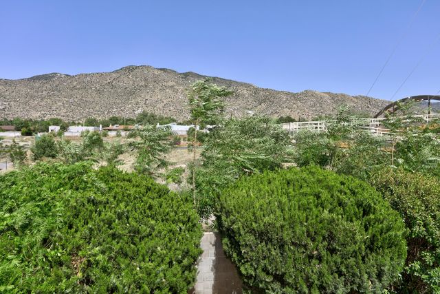 2712 Eastridge Drive NE, Albuquerque, NM 87112