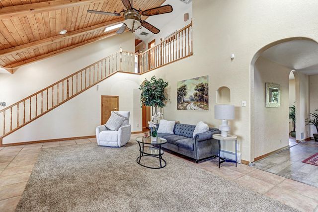 2712 Eastridge Drive NE, Albuquerque, NM 87112