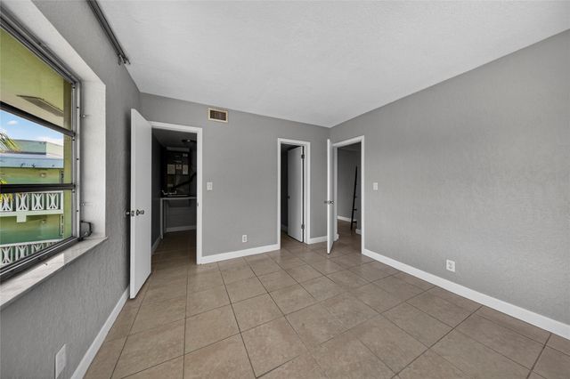 1900 NE 8th Ct 308, Fort Lauderdale, FL 33304