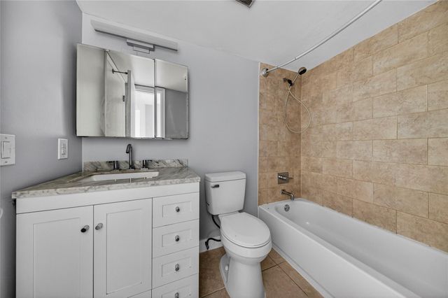 1900 NE 8th Ct 308, Fort Lauderdale, FL 33304