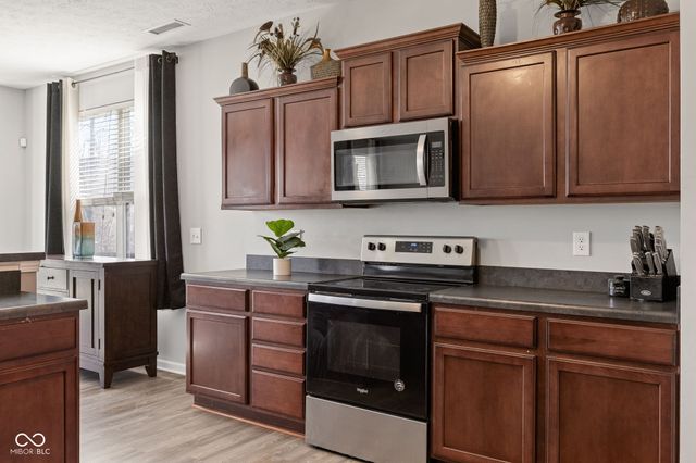 13697 Van Buren Place, Fishers, IN 46038