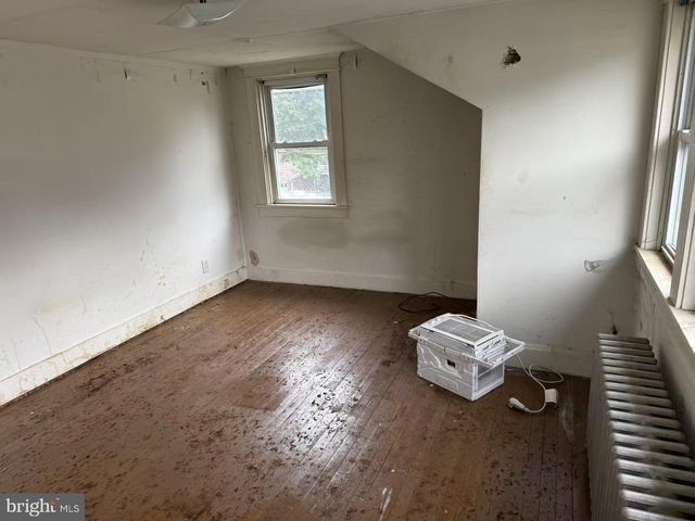 124 E WALNUT ST, Ephrata, PA 17522