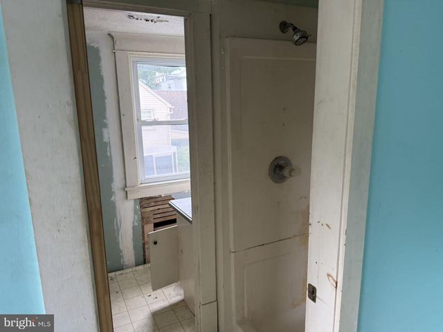 124 E WALNUT ST, Ephrata, PA 17522