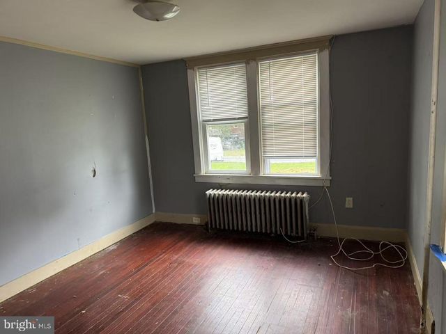124 E WALNUT ST, Ephrata, PA 17522