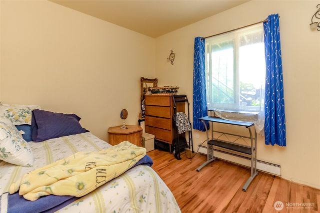 2633 Lake Youngs Court SE, Renton, WA 98058