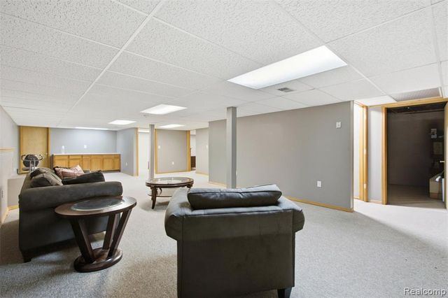 2223 Fairway Circle, Canton, MI 48188