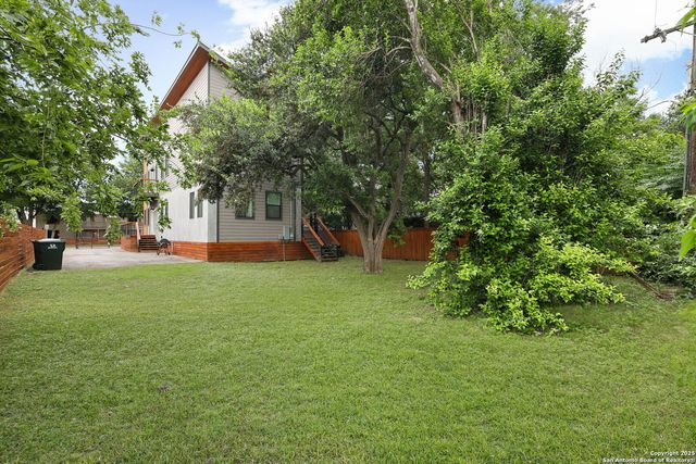 609 Sturgeon Dr, San Marcos, TX 78666