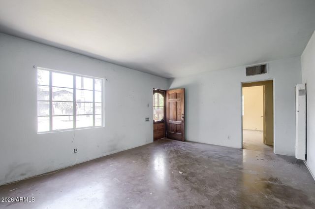 1117 S ASH Avenue, Tempe, AZ 85281