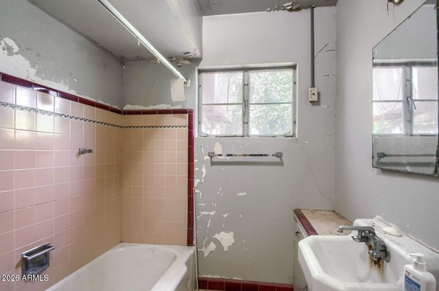1117 S ASH Avenue, Tempe, AZ 85281