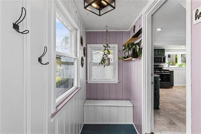 157 Ashwood Drive, Rochester, NY 14609