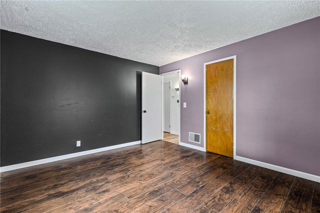 157 Ashwood Drive, Rochester, NY 14609