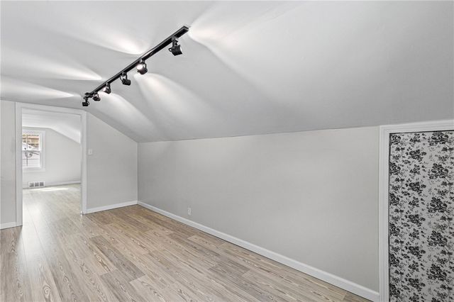 157 Ashwood Drive, Rochester, NY 14609