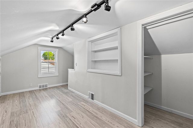 157 Ashwood Drive, Rochester, NY 14609