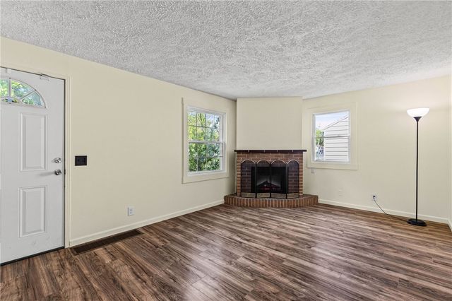157 Ashwood Drive, Rochester, NY 14609