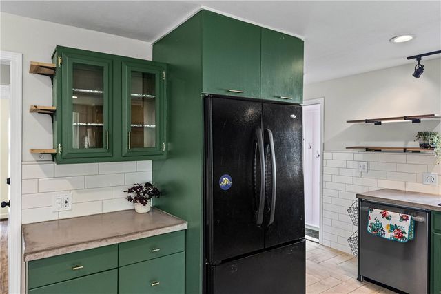 157 Ashwood Drive, Rochester, NY 14609